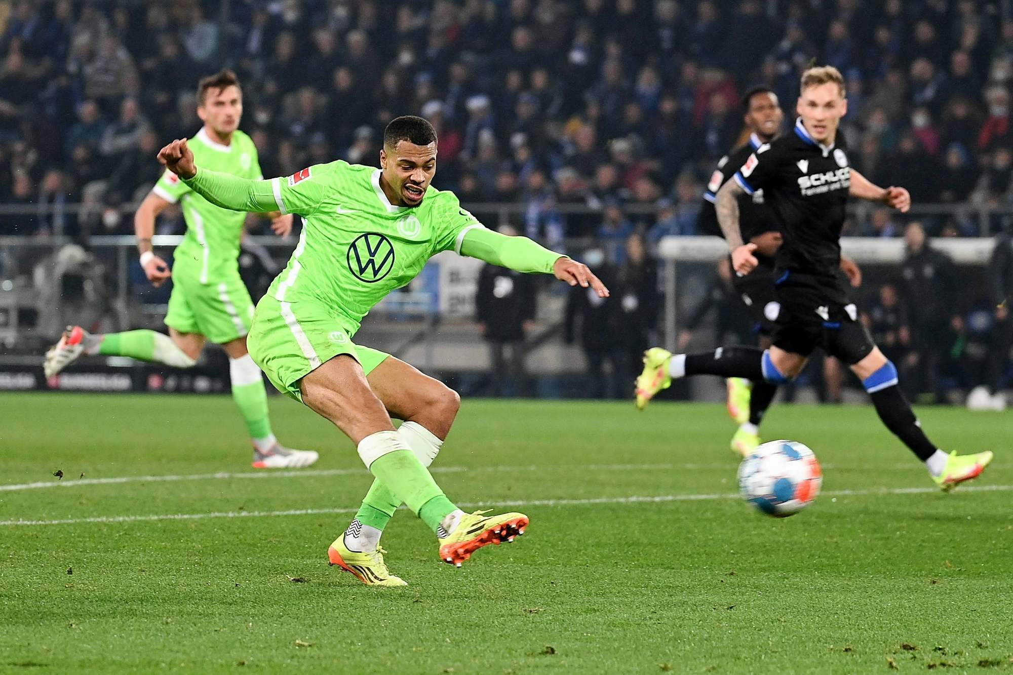 林良铭由于 林良铭由于